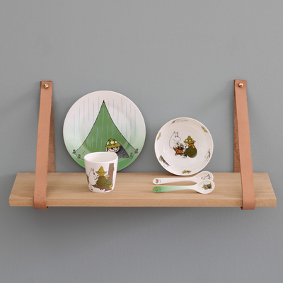 Rätt Start Moomin Snufkin Camping Children's dinnerware on shelf