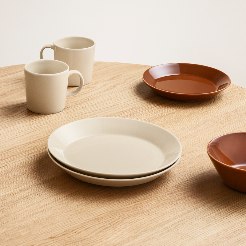 mix and match brown and linen dinnerware