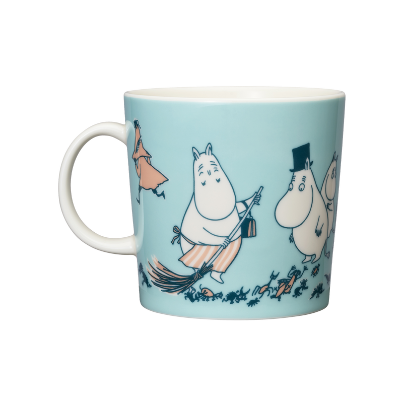 Moomin mug with characters on a light blue background