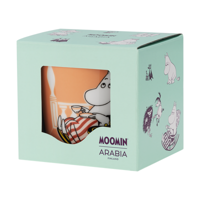 Moomin Arabia mug packaging with cartoon characters on a light green box