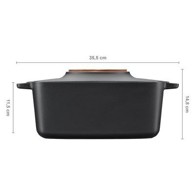 Black rectangular pot with dimensions indicated on a white background