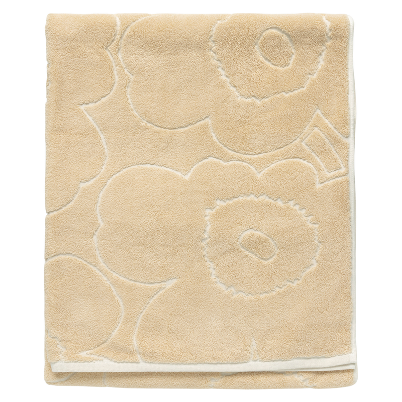Marimekko Piirto Unikko Oversized Bath Towel with clean lines