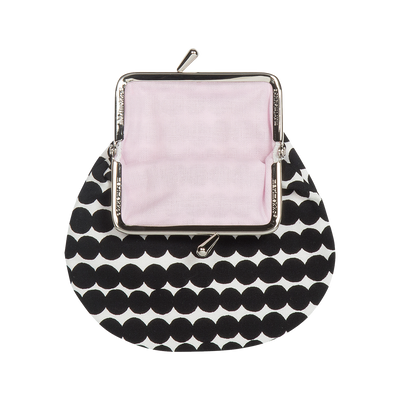 snap enclosure of Marimekko Räsymatto Small Coin Purse, white/black