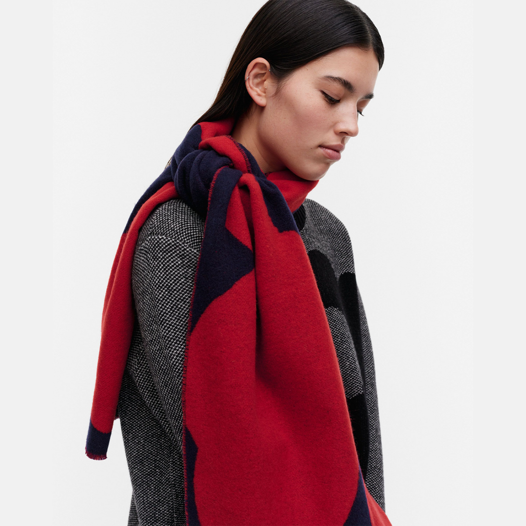 Marimekko Sävellys Unikko Scarf, dk.navy/red – Touch of Finland
