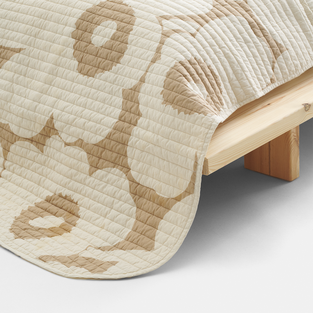 Marimekko Unikko Bedspread / Blanket, off-white/beige - 102