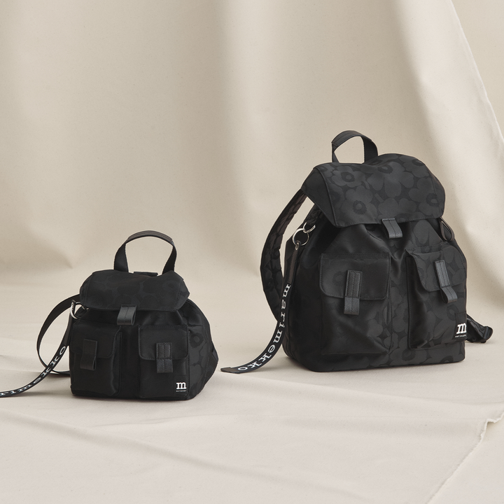 marimekko￼ Unikko Black バックパック Marimekko Zip Top Backpack Unikko, black | Finnish Design Shop