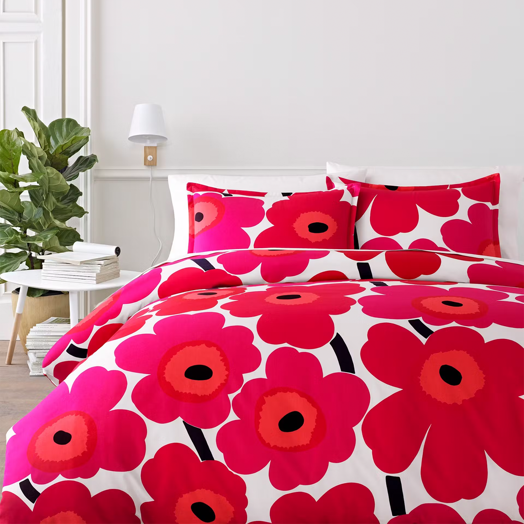 Marimekko Unikko King Duvet Cover Set, white/red – Touch of