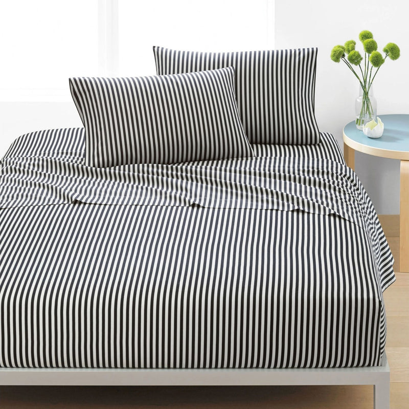 Marimekko Ajo Queen Sheet Set, white/black