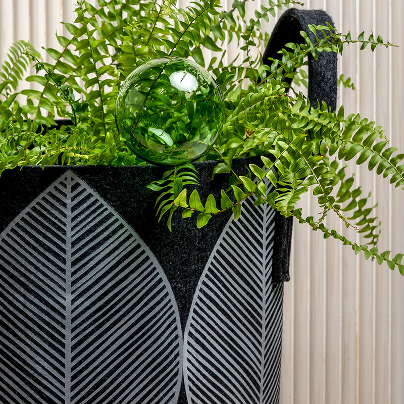 Muurla Leaf Storage Basket, dark gray close up