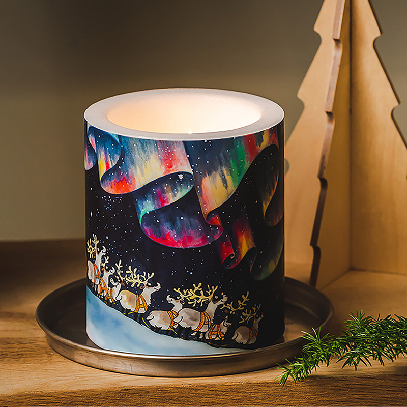 Muurla Northern Lights Large Candle lit on table