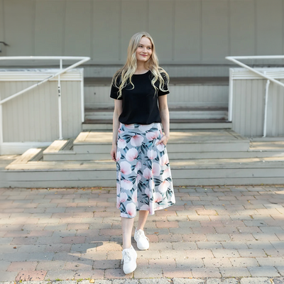PaaPii Auri Skirt - Harmony, grey lifestyle full