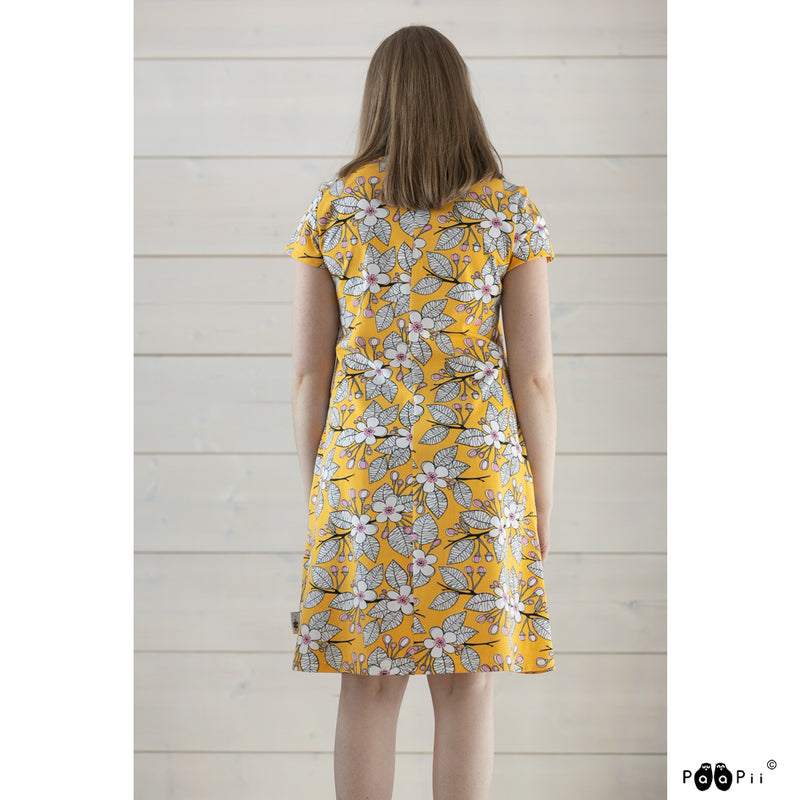 back side of PaaPii Sointu Dress Apple Garden