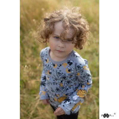 child wearing grey PaaPii Uljas Kids Shirt Mosspath