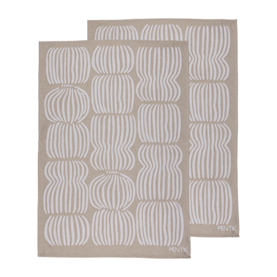 Two beige placemats with white geometric pattern on a white background, featuring the brand 'Pentik'.