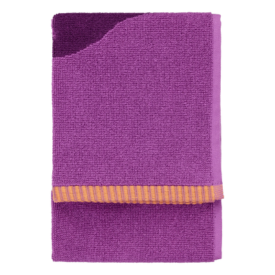 elefantti towel folded