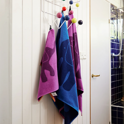 finmlayson elfantti towels in bathroom