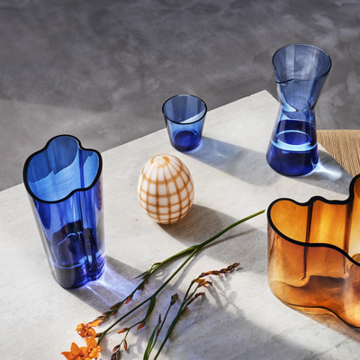 wavy glass vase in ultramarine color