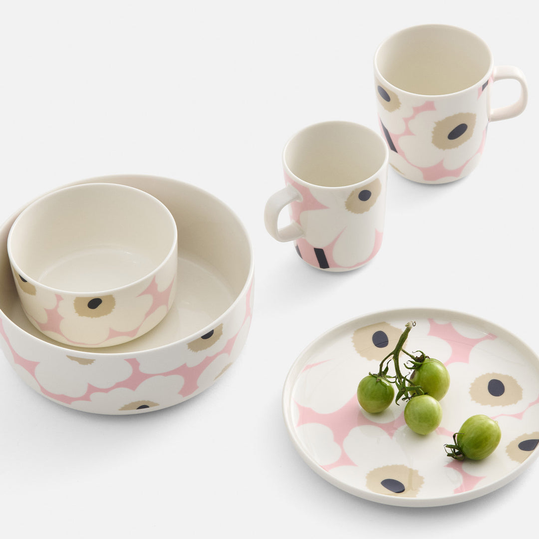 marimekko 食器セット（ピンク・ベージュ） Marimekko Unikko Serving Bowl, off-white/pink/sand/charcoal