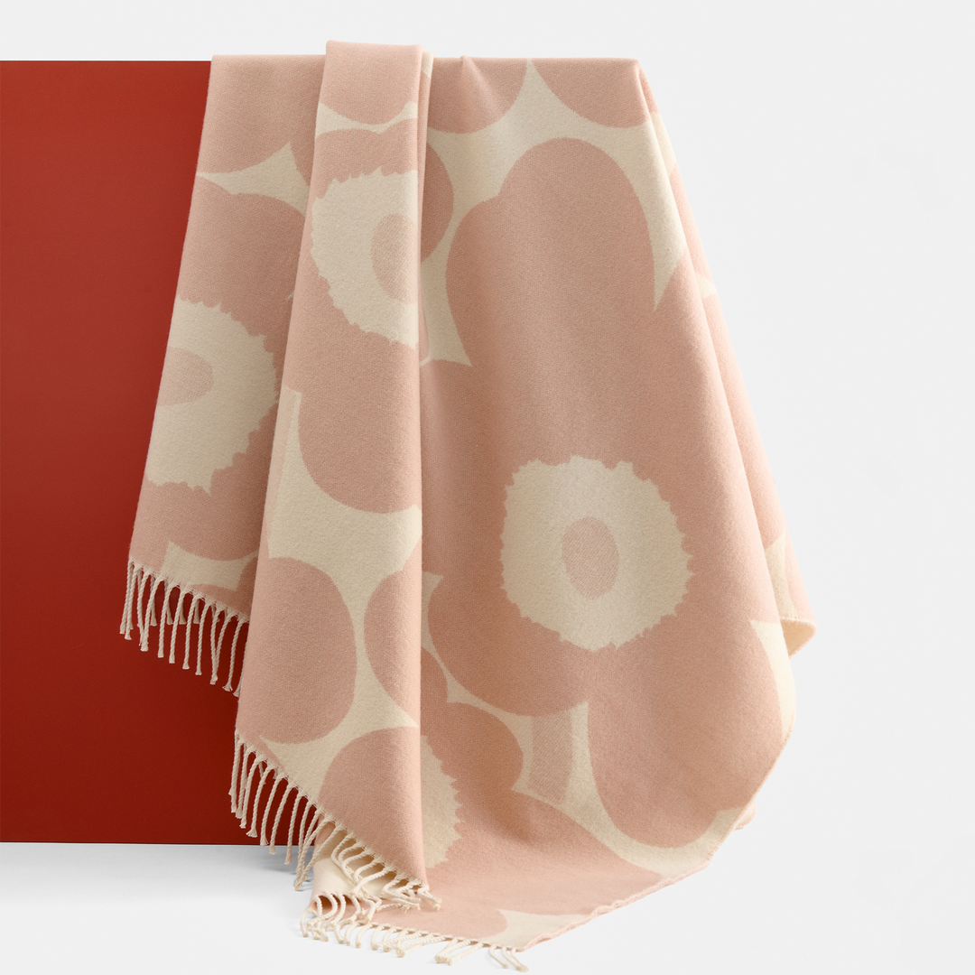 Marimekko Unikko Blanket, pink/cream – Touch of Finland