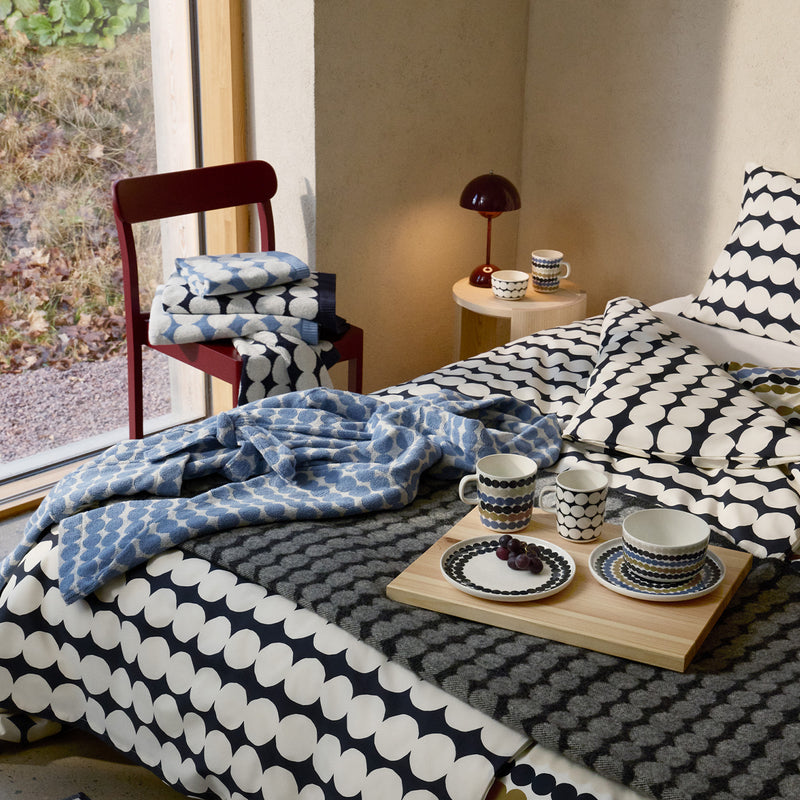 Marimekko Räsymatto Salad Plate, dusty blue/multicolor – Touch of