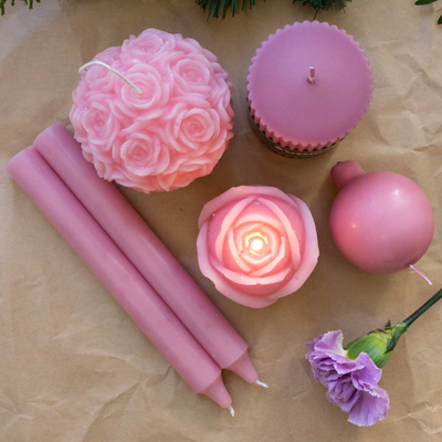 puttipaja lit rose petal candle