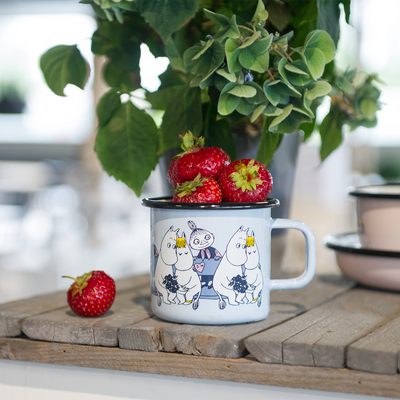 Muurla Moomin Friends Enamel Mug filled with strawberries