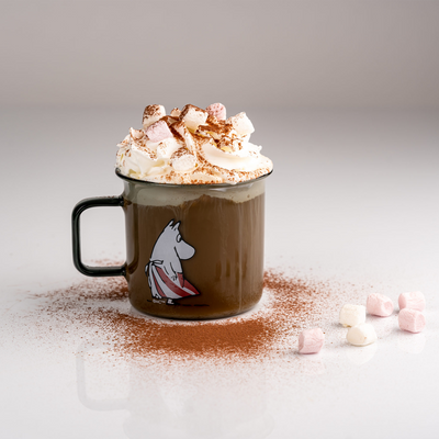 Hot cocoa with whipped cream in Muurla Moominmamma Glass Mug