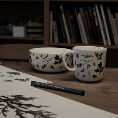 Vallila Flower Mug and bowl on artists table