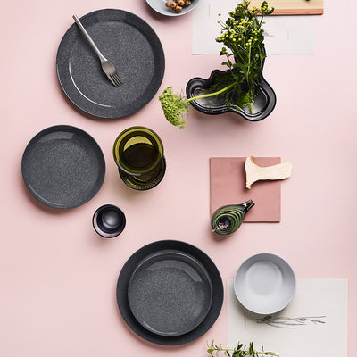 iittala Teema Dotted Grey dinnerware grouping on pink table