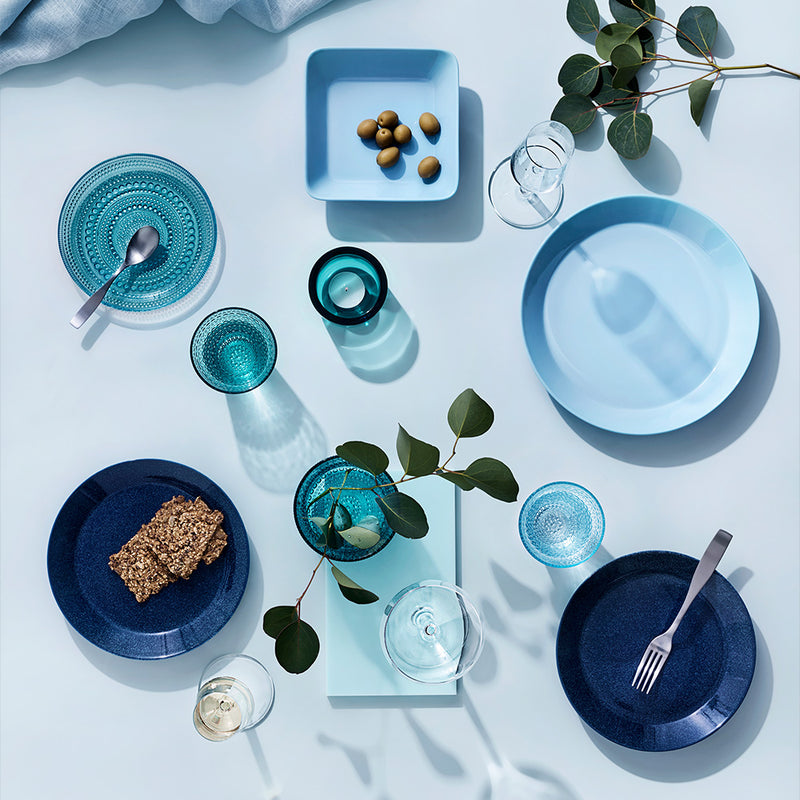 blue color theme iittala dinnerware display
