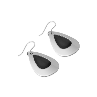 Pohjolan Helmi - Droppen Earrings, Onyx Black