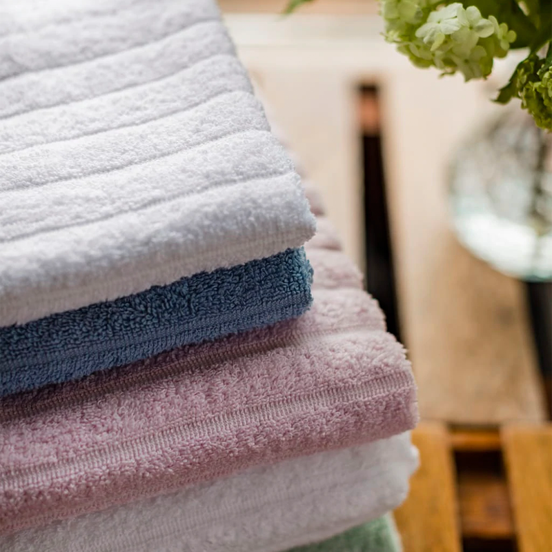 Assorted folded Finlayson Reilu Hand Towels